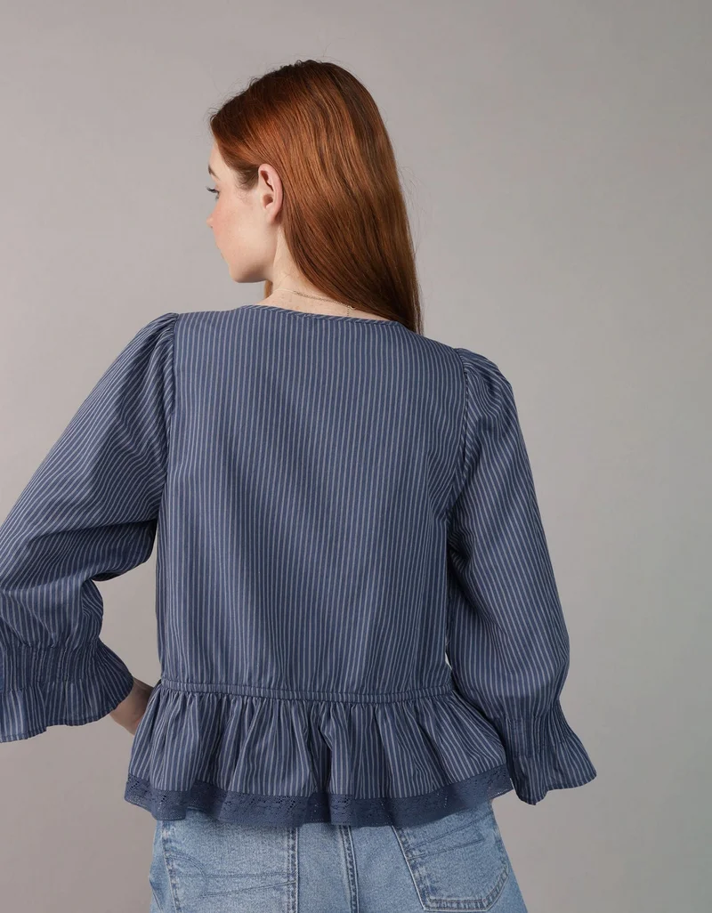 امريكان ايجل بلوزة بأزرار وياقة على شكل حرف  وكشكشة